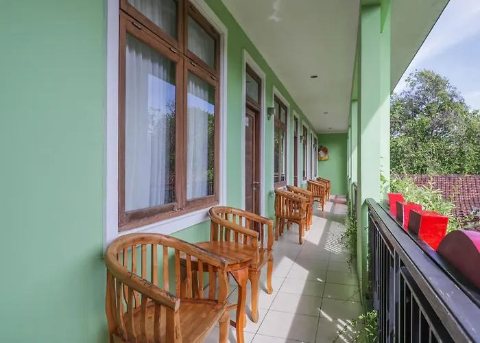 Purnama House 2* Kuta (Bali)